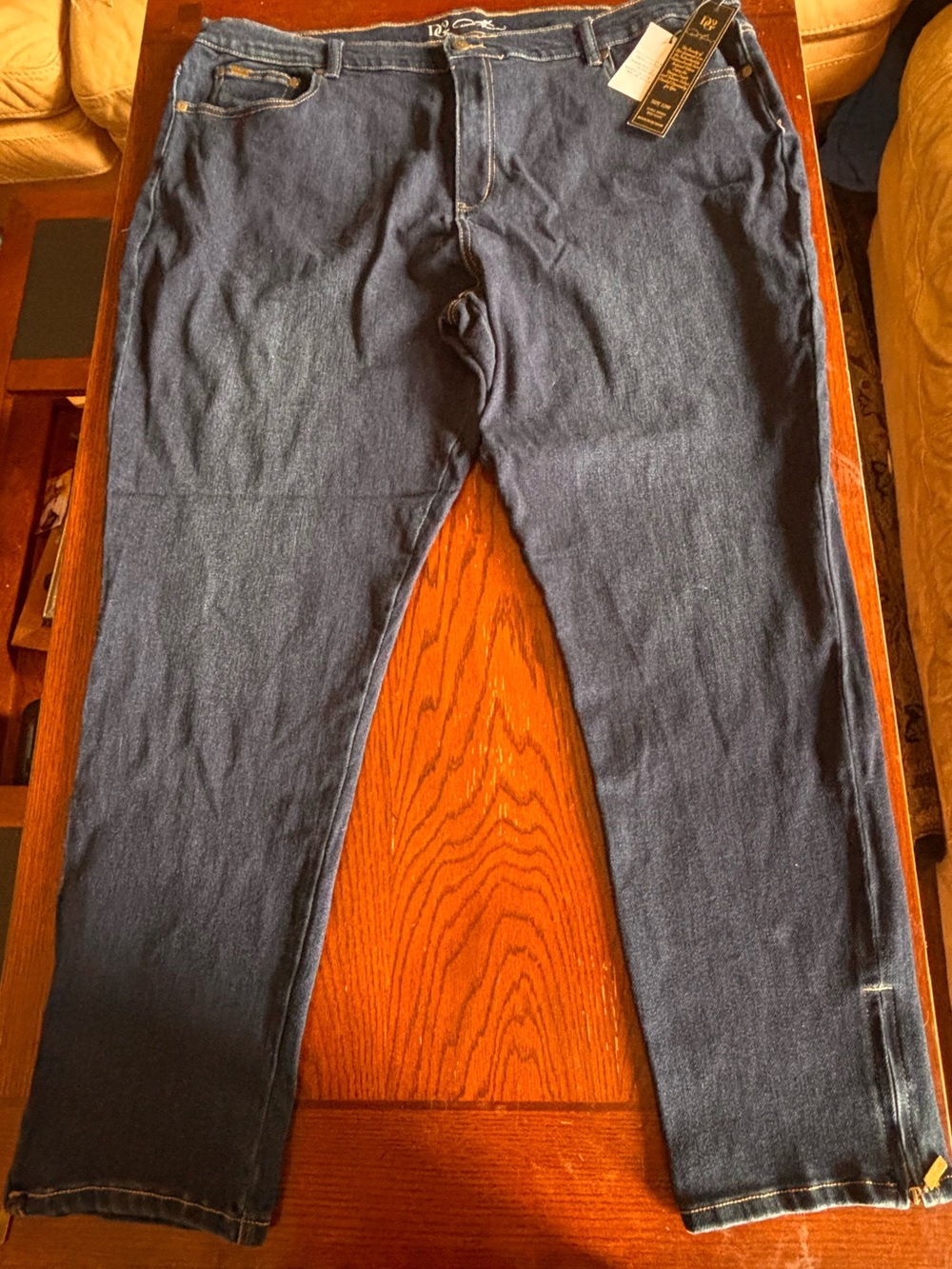 DG2 Diane Gilman dark wash ankle jeans women’s plus size 22W stretch zip hem NWT